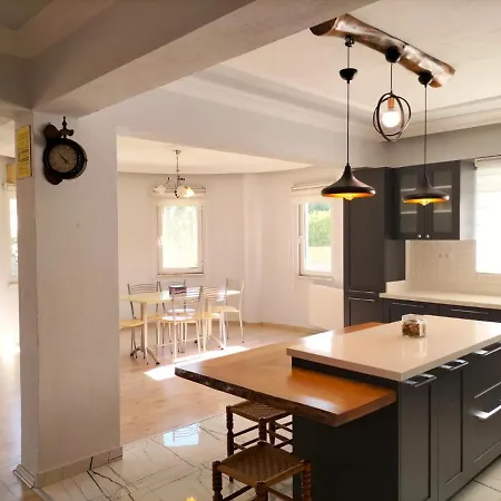 Koycegiz'de Bagimsiz Havuzlu Luks Villa: Bulbul فيلة كويجيز
