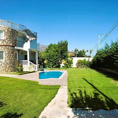 فيلة Koycegiz'de Bagimsiz Havuzlu Luks Villa: Bulbul