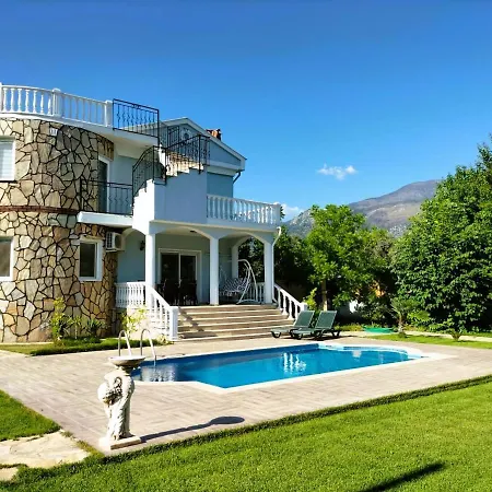Koycegiz'de Bagimsiz Havuzlu Luks Villa: Bulbul كويجيز