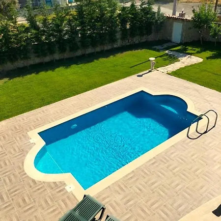 Vilă Koycegiz'de Bagimsiz Havuzlu Luks Villa: Bulbul